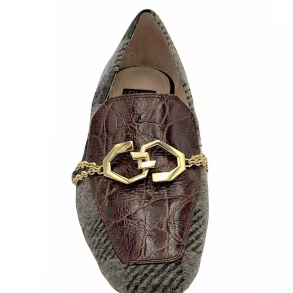 Louise et Cie- Everland Fudge/Granola Loafers with Gold Chain Detail Size 9.5. - Picture 4 of 4